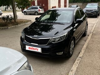 2017 Kia Rio III Рестайлинг, чёрный, 1320000 рублей, вид 1
