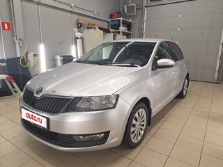 2018 Skoda Rapid I Рестайлинг, серебристый, 800000 рублей, вид 4