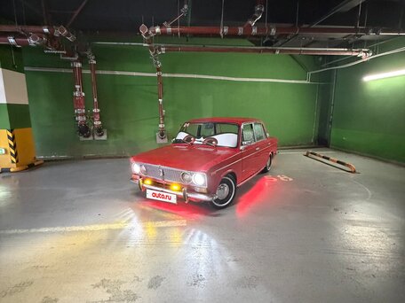 1974 Lada (ВАЗ) 2103, пурпурный, вид 3