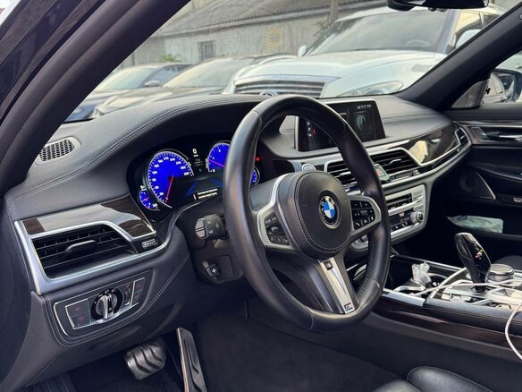 2015 BMW 7 серии Long 730Ld xDrive VI (G11/G12), чёрный, 3149000 рублей - вид 17