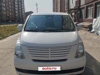 2015 Hyundai Grand Starex I Рестайлинг, белый, 2350000 рублей, вид 2