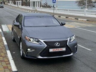2017 Lexus ES 250 VI Рестайлинг, серый, 2350000 рублей, вид 1