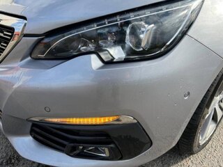 2018 Peugeot 308 II Рестайлинг, серый, 1520000 рублей, вид 3