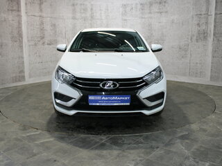 2024 Lada (ВАЗ) Vesta I Рестайлинг (NG), белый, 1298000 рублей, вид 2