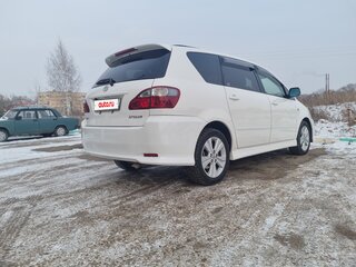 2004 Toyota Ipsum II (M20) Рестайлинг, белый, 1100000 рублей, вид 5