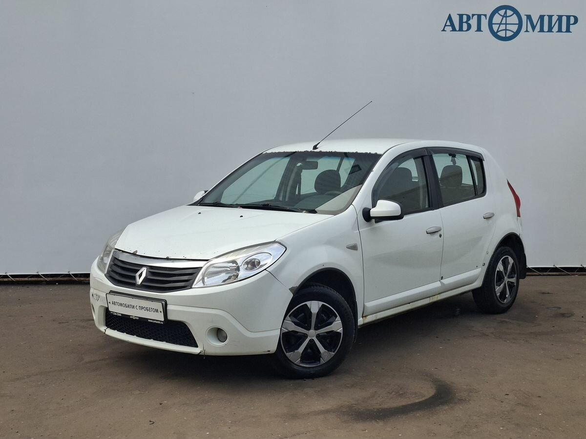 Открыть фотографии: Renault Sandero I