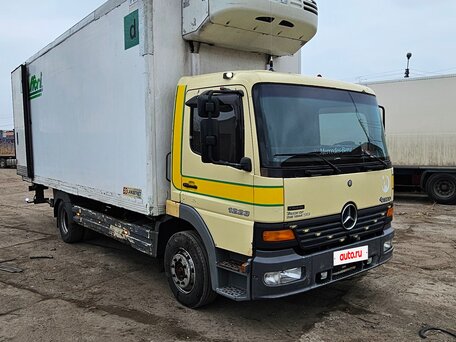 2000 Mercedes-Benz Atego, жёлтый, 2350000 рублей, вид 2