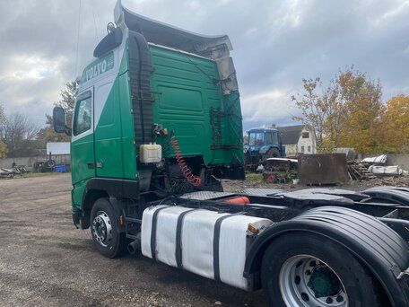 1998 Volvo FH, зелёный, 2000000 рублей, вид 2