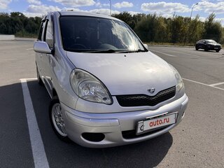2004 Toyota FunCargo, серый, 645000 рублей, вид 3