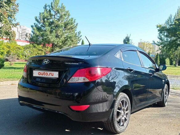2013 Hyundai Solaris I, чёрный, 1030000 рублей - вид 6