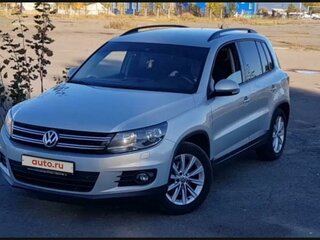 2013 Volkswagen Tiguan I Рестайлинг, золотистый, 1199999 рублей, вид 4