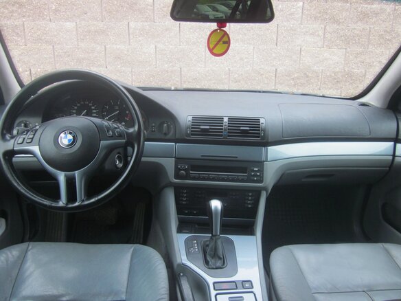 2003 BMW 5 серии 520i IV (E39) Рестайлинг, серебристый - вид 4