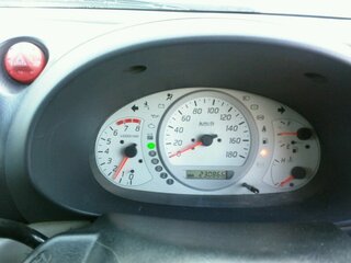 2000 Nissan Tino, белый, 415000 рублей, вид 5