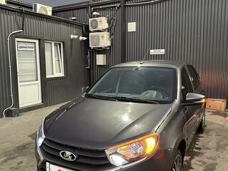 2018 Lada (ВАЗ) Granta I Рестайлинг, серебристый, 650000 рублей, вид 2