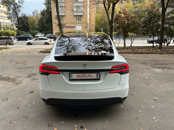 2017 Tesla Model X 90D I, белый, 3790000 рублей - вид 8