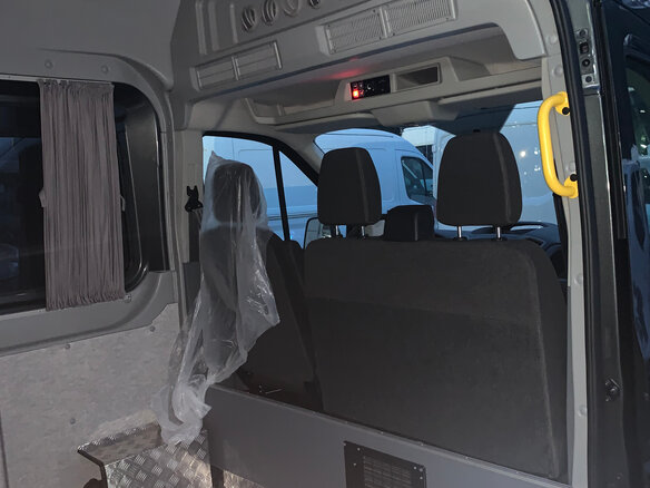2019 Ford Transit, коричневый, 3900000 рублей - вид 4