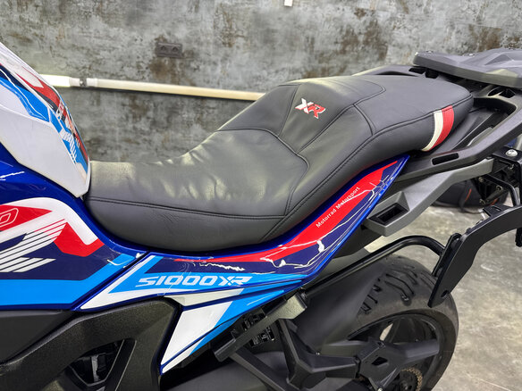 2021 BMW S 1000 XR, белый, 1899000 рублей - вид 11