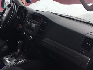 2011 Mitsubishi Pajero IV Рестайлинг 1, чёрный, 2100000 рублей, вид 4