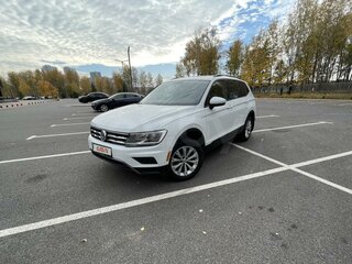 2018 Volkswagen Tiguan Allspace II, белый, 1680000 рублей, вид 1