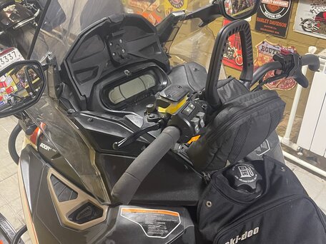 2020 BRP Lynx 49 Ranger 600, чёрный, 2100000 рублей, вид 4
