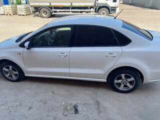 2012 Volkswagen Polo V, белый, 700000 рублей, вид 4