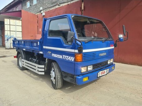 1992 Mazda Titan, синий, 2370000 рублей, вид 1