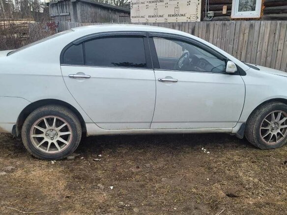 2014 Lifan Solano I (620), белый, 300000 рублей