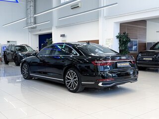 2022 Audi A8 Long 55 TFSI IV (D5) Рестайлинг, чёрный, 10300000 рублей, вид 5