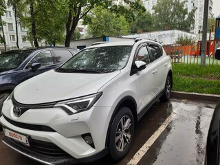 2018 Toyota RAV4 IV (XA40) Рестайлинг, белый, 3000000 рублей, вид 2