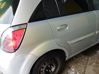 2011 Kia Rio II Рестайлинг, серебристый, 520000 рублей, вид 2
