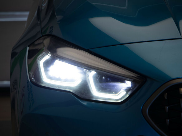 2021 BMW 2 серии Gran Coupe M235i xDrive F44, синий, 3450000 рублей - вид 38