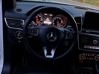 2017 Mercedes-Benz GLS 450 I (X166), белый, 5238220 рублей, вид 3