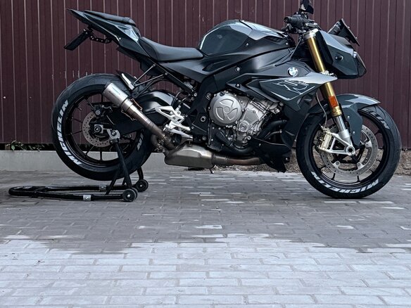 2018 BMW S 1000 R, серый, 1250000 рублей - вид 3