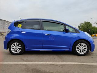 2012 Honda Fit Hybrid II, синий, 810000 рублей, вид 5