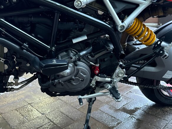 2022 Ducati Hypermotard, красный, 1430000 рублей - вид 16