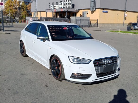 2014 Audi A3 III (8V), белый, 1450000 рублей