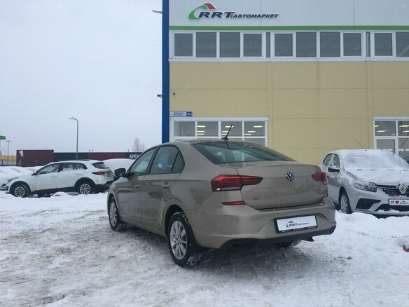 2020 Volkswagen Polo VI, коричневый - вид 3