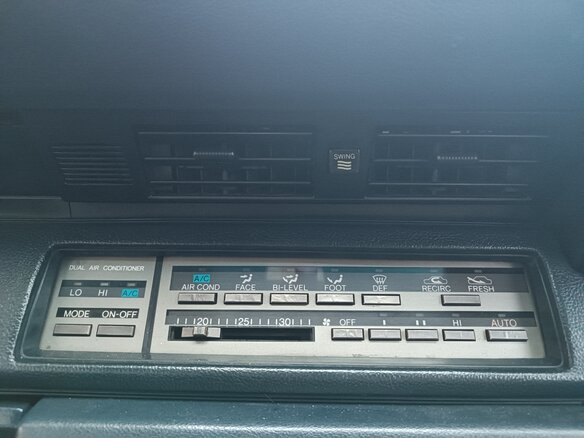 1987 Toyota Crown VII (S120), синий, 500000 рублей - вид 7