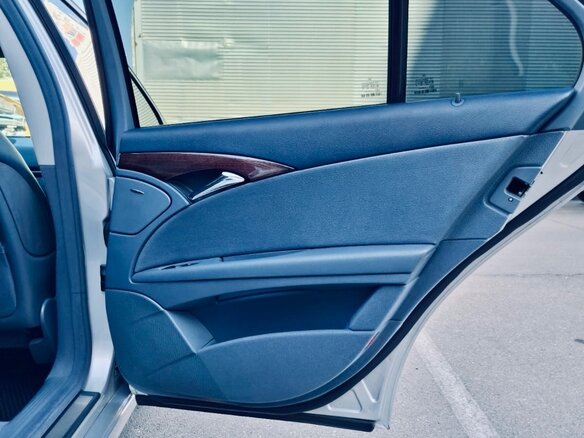 2004 Mercedes-Benz E-Класс 200 III (W211, S211), серебристый, 900000 рублей - вид 12
