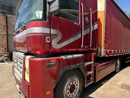 2006 Renault Magnum, красный, 3500000 рублей, вид 2