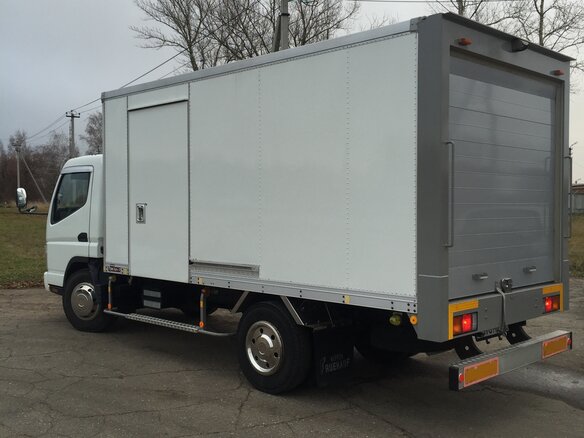 2008 Fuso (Mitsubishi) Canter, белый - вид 4
