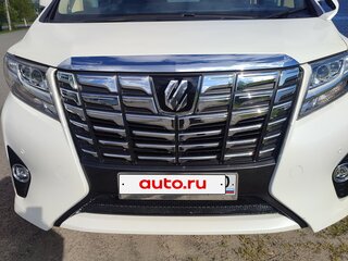 2017 Toyota Alphard III Рестайлинг, белый, 3950000 рублей, вид 3