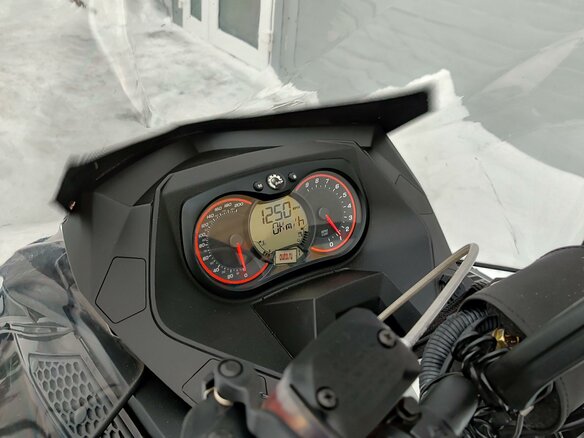 2014 BRP Lynx Xtrim Commander 800, чёрный, 1850000 рублей - вид 14