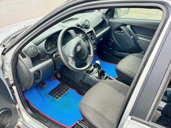 2016 Lada (ВАЗ) Granta I, серебристый, 420000 рублей - вид 5