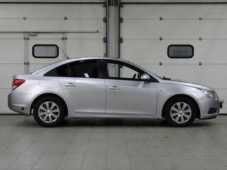 2012 Chevrolet Cruze I, серебристый, 467000 рублей, вид 4