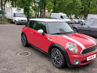2009 Mini Hatch One II (R56), красный, 900000 рублей, вид 3