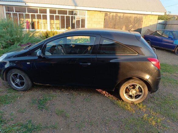 2008 Opel Corsa D, чёрный, 200000 рублей - вид 1