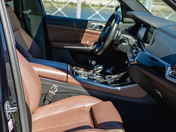 2019 BMW X5 M50d IV (G05/G18), чёрный, 6500000 рублей - вид 16