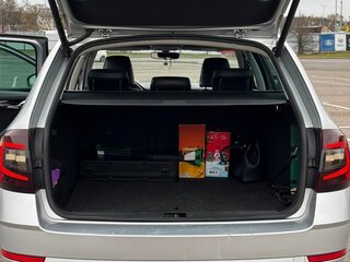 2017 Skoda Octavia III (A7) Рестайлинг, серебристый, 1060000 рублей, вид 5