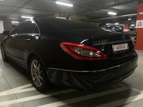 2011 Mercedes-Benz CLS 350 II (C218), чёрный - вид 2